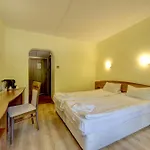 Palace Hotel 4*
